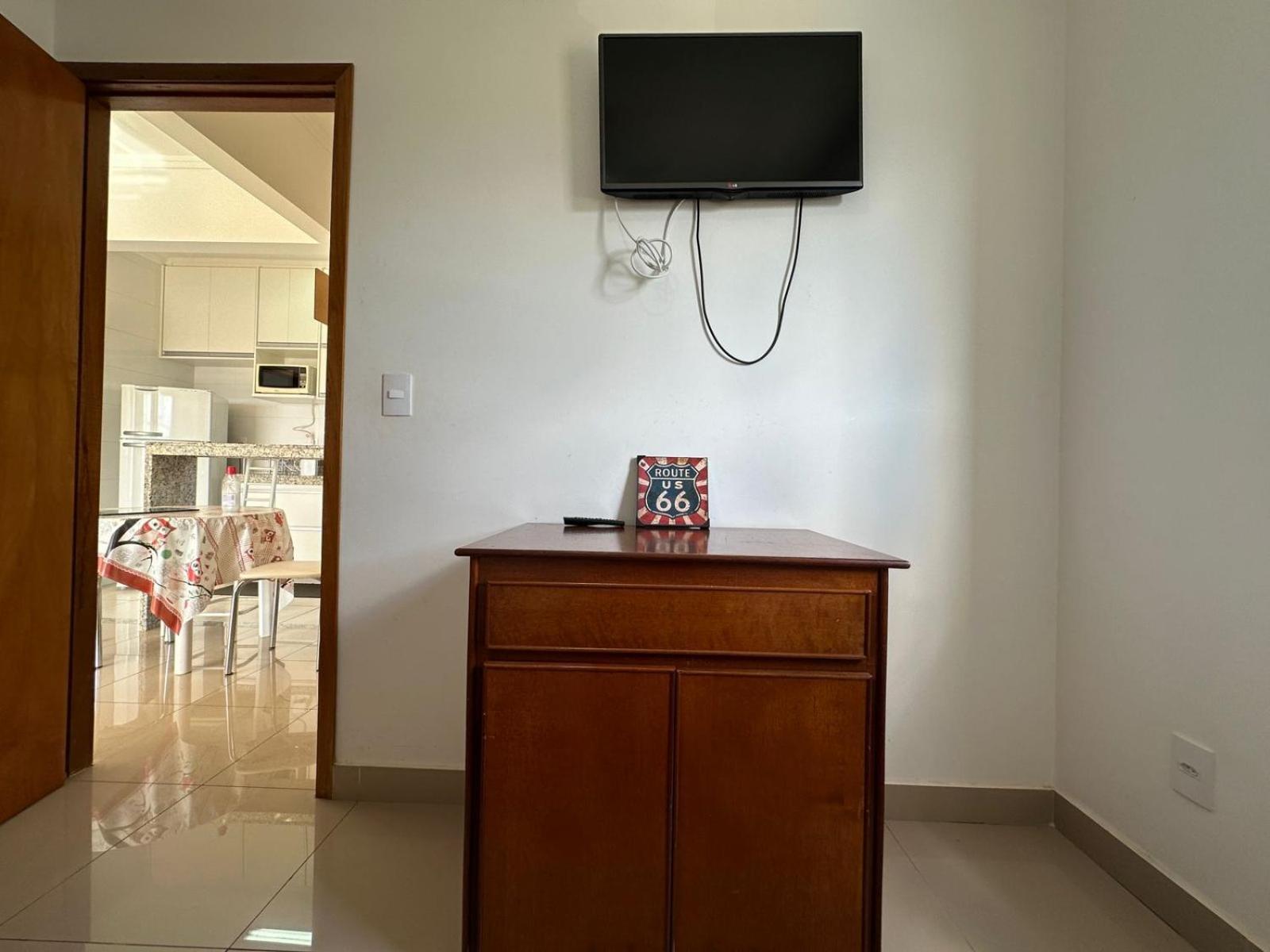 ZEUS - MODERNO COM WIFI, melhor Localização,máx 4 São Carlos Esterno foto